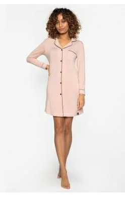 Long Sleeved Classic women's nightshirt - Pink