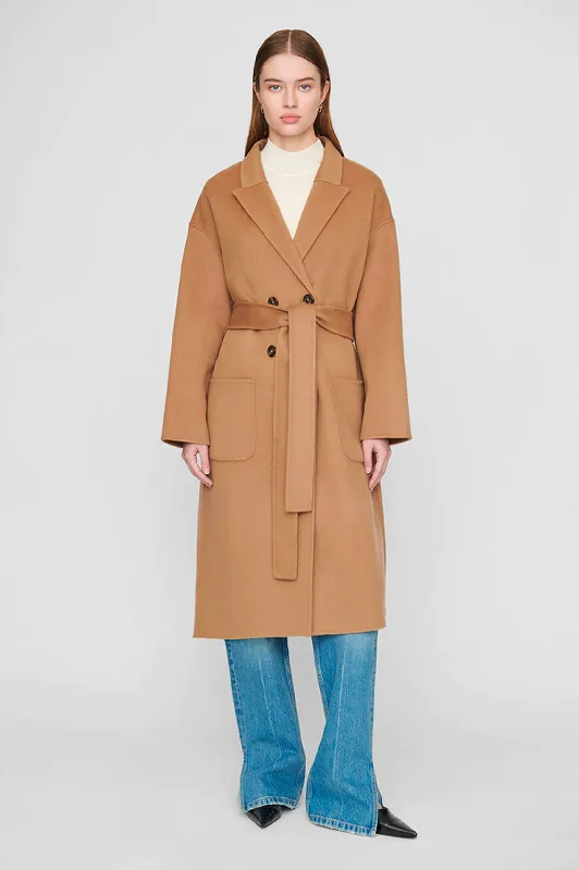 Dylan Coat in Camel Cashmere Blend