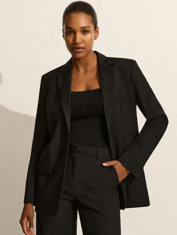 Relaxed Tailored Blazer in Black