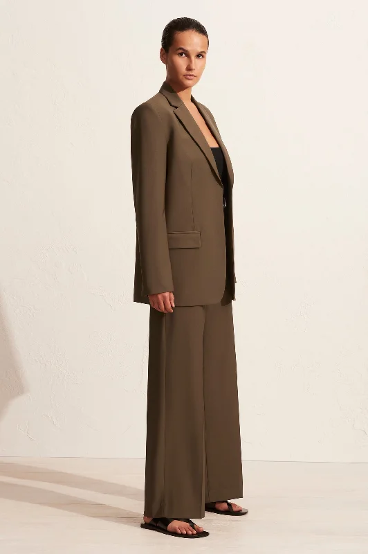 Relaxed Tailored Blazer in Coffee