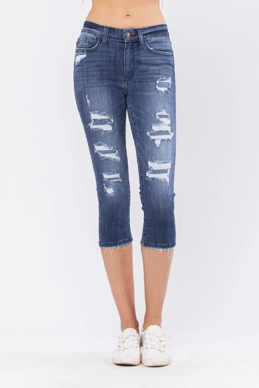 Skinny Fit Capri Jean In Dark Wash